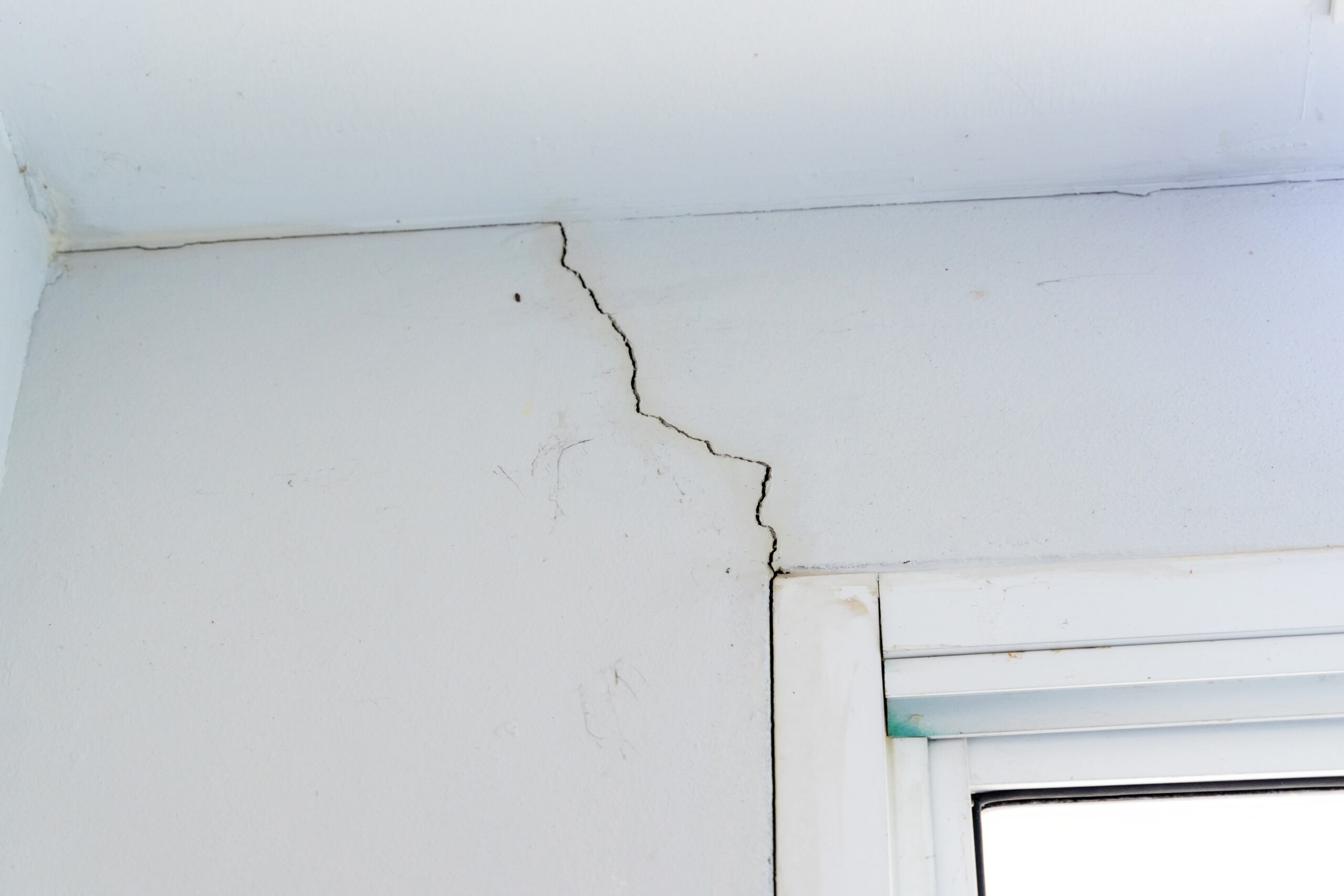 Cracks in walls and ceilings of council properties. Could you claim compensation? Cracks in walls and ceilings of council properties. Could you claim compensation?